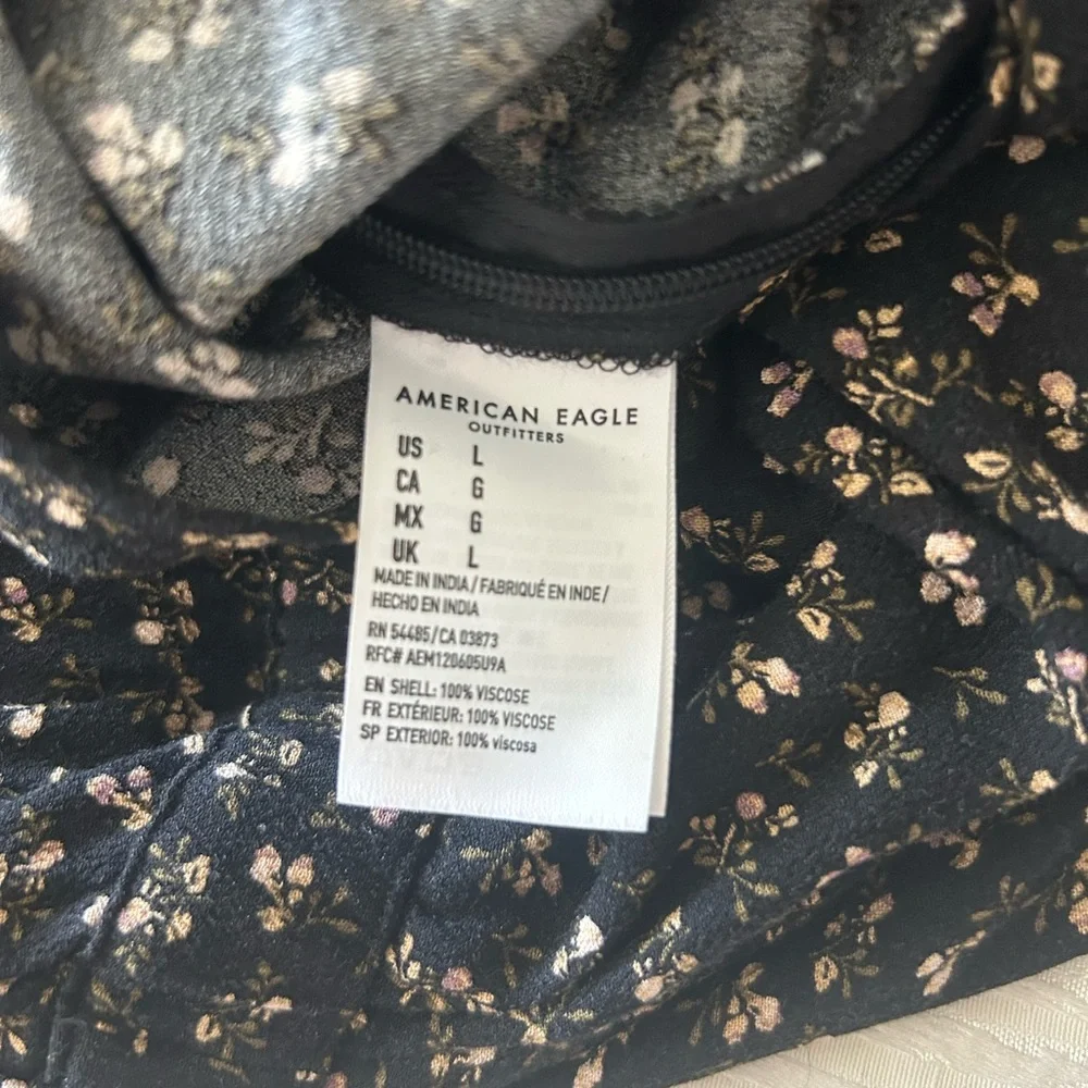 American Eagle 3/4 Sleeve Romper - Picture 9 of 10